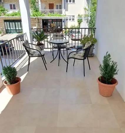 Apartament And Jasminka *